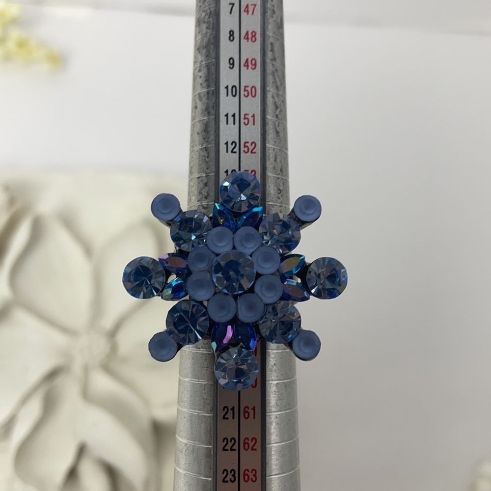 Adjustable Ring Blue Cluster Rhinestones - Picture 7 of 8
